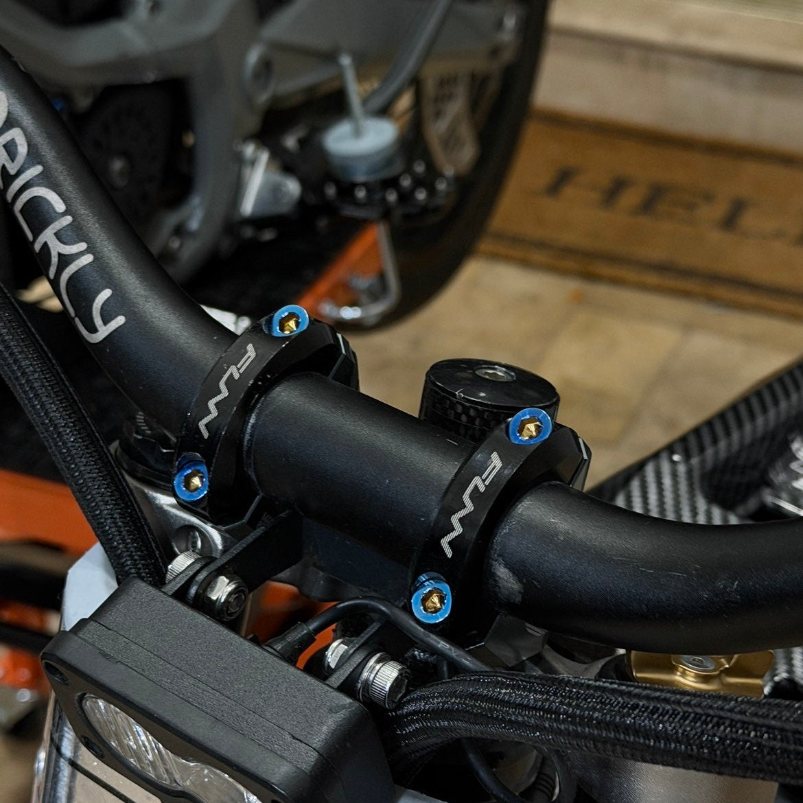 Titanium Funn mount direct mount bolts (8 pcs)