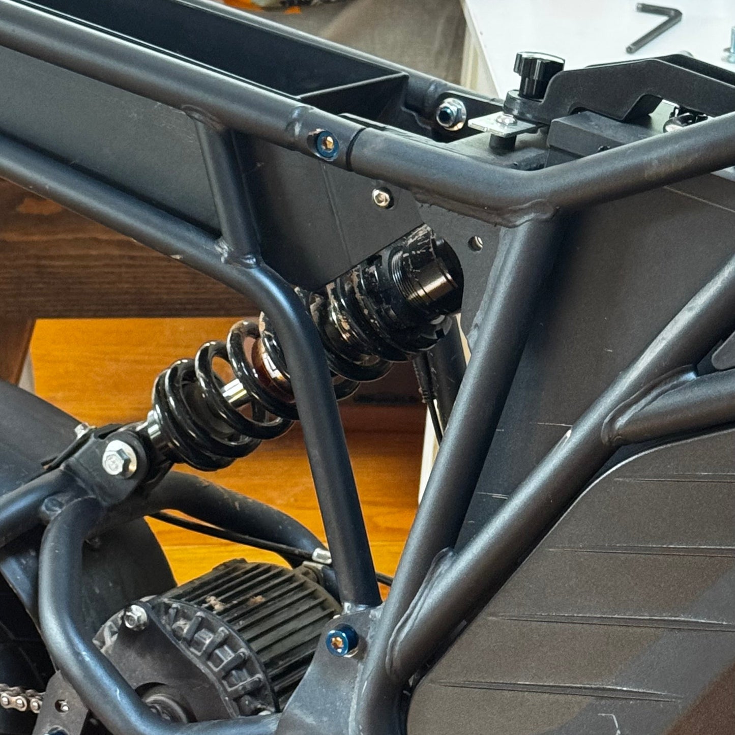 Titanium Rizzler subframe bolts